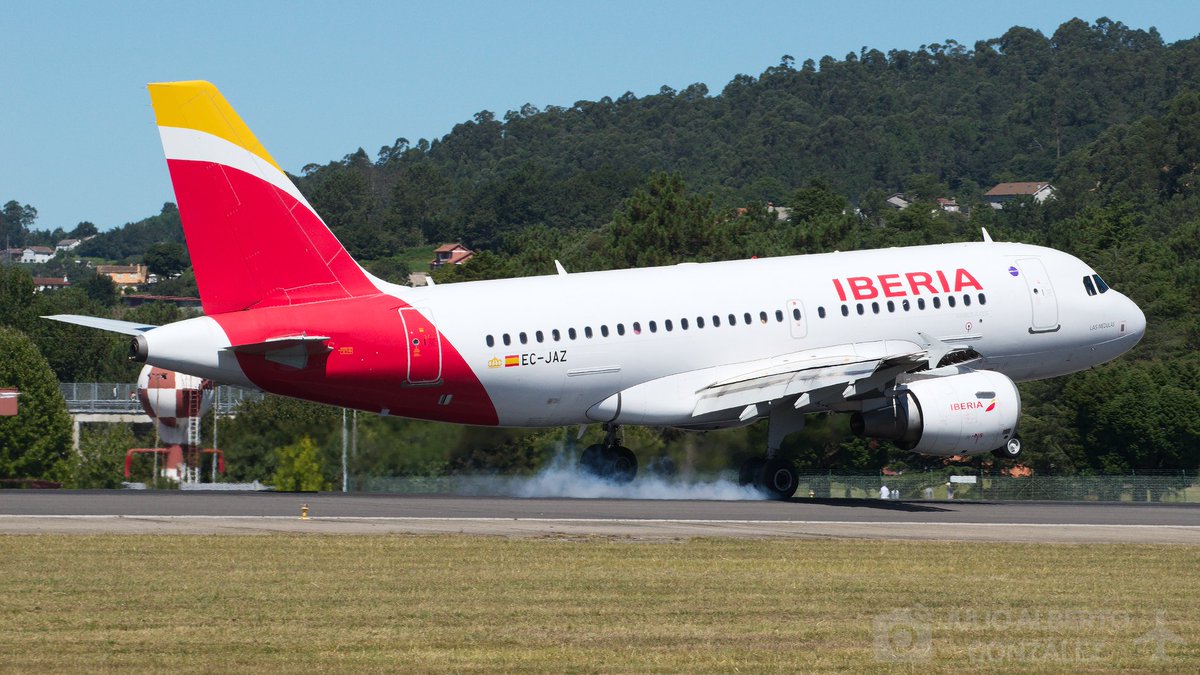 Juli0_Albert0's tweet photo. EC-JAZ - Airbus A319-111 - Iberia
Quemando rueda
#levx
#aviationphotography https://t.co/xYrulgOv9K