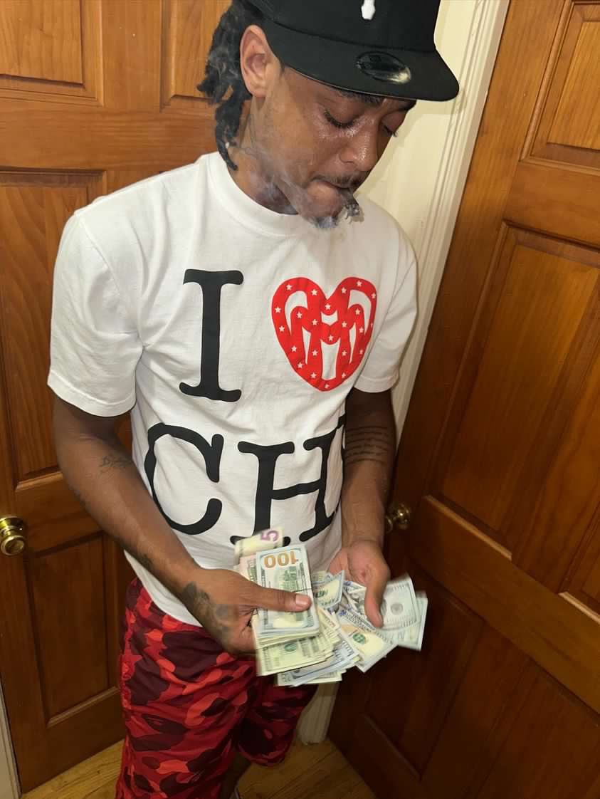 WhiteBackWoodz's tweet photo. Even if I was whii 👨🏼 I’ll still 🅱️ that 🥷🏽🥱 https://t.co/amZutTl6q0