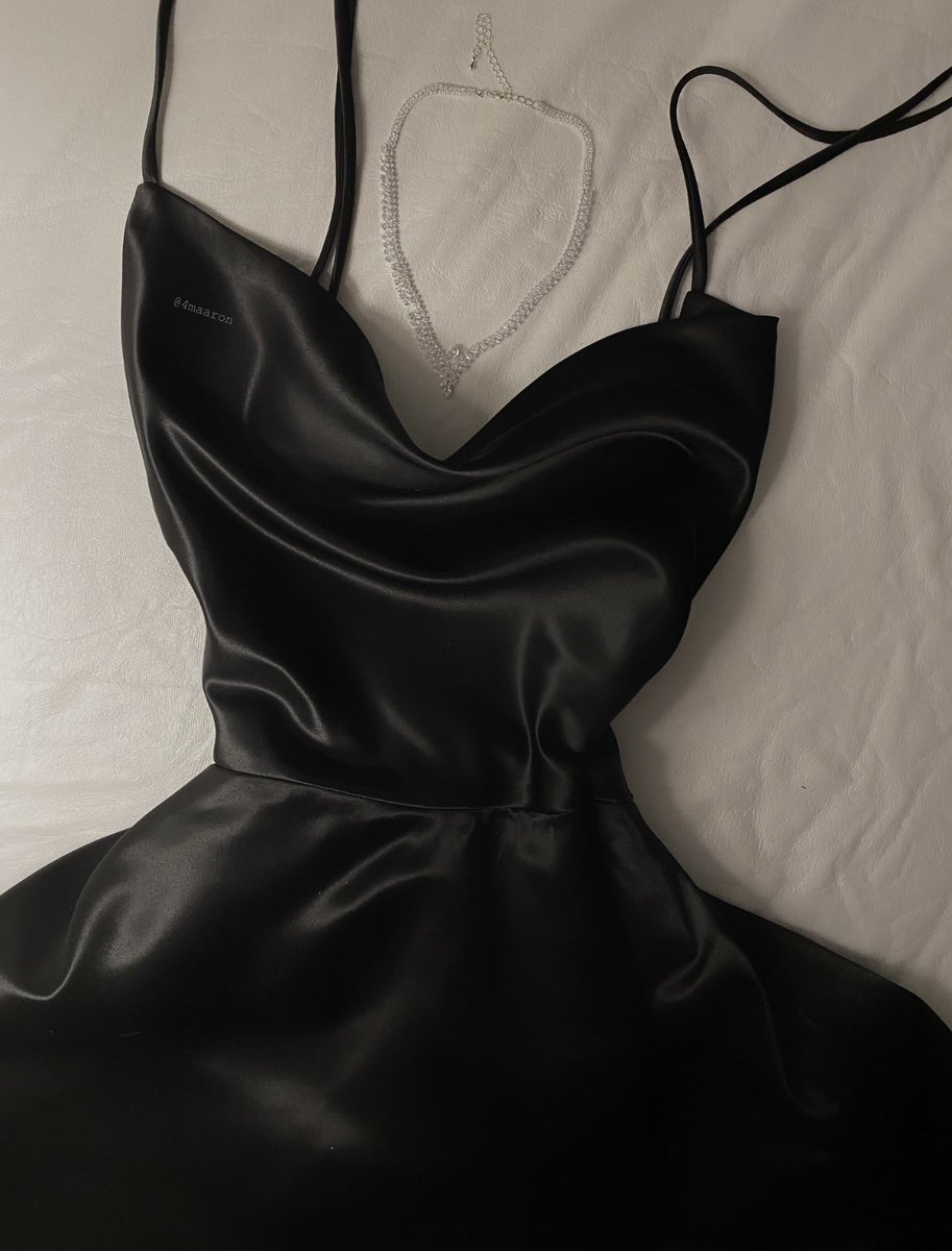 1dress_'s tweet photo. Black🖤🔥 https://t.co/ektAD4Mb3i