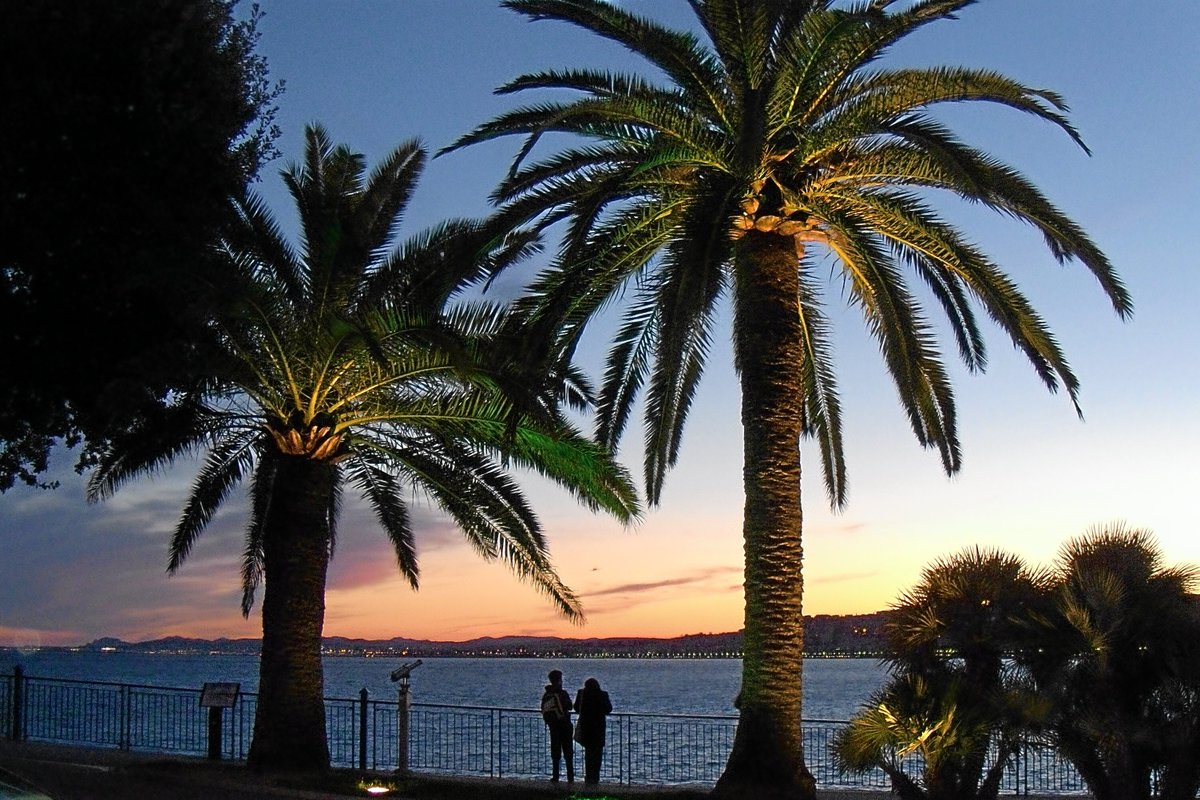 One of my favorite snapshots by accident of scale and proportion. Nice, France and what a fantastic evening and place to remember. Belle. #beautiful #beautifuldestinations #France #Nice #frenchriveria