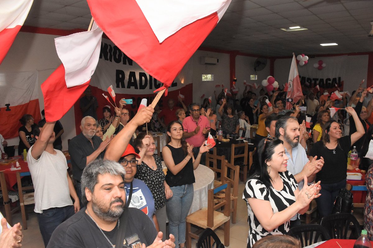 Gerardo Morales (@gerardomorales) on Twitter photo En Tartagal, compartimos un almuerzo con vecinos y militantes con quienes vamos a cambiar el rumbo. Si queremos que <a href="/juntoscambioar/">JxC Juntos por el Cambio</a> gobierne el país, necesitamos que los argentinos vayan a votar el domingo 13. Tenemos potencial y somos un gran pueblo. ¡Adelante, Salta! En Tartagal, compartimos un almuerzo con vecinos y militantes con quienes vamos a cambiar el rumbo. Si queremos que <a href="/juntoscambioar/">JxC Juntos por el Cambio</a> gobierne el país, necesitamos que los argentinos vayan a votar el domingo 13. Tenemos potencial y somos un gran pueblo. ¡Adelante, Salta!