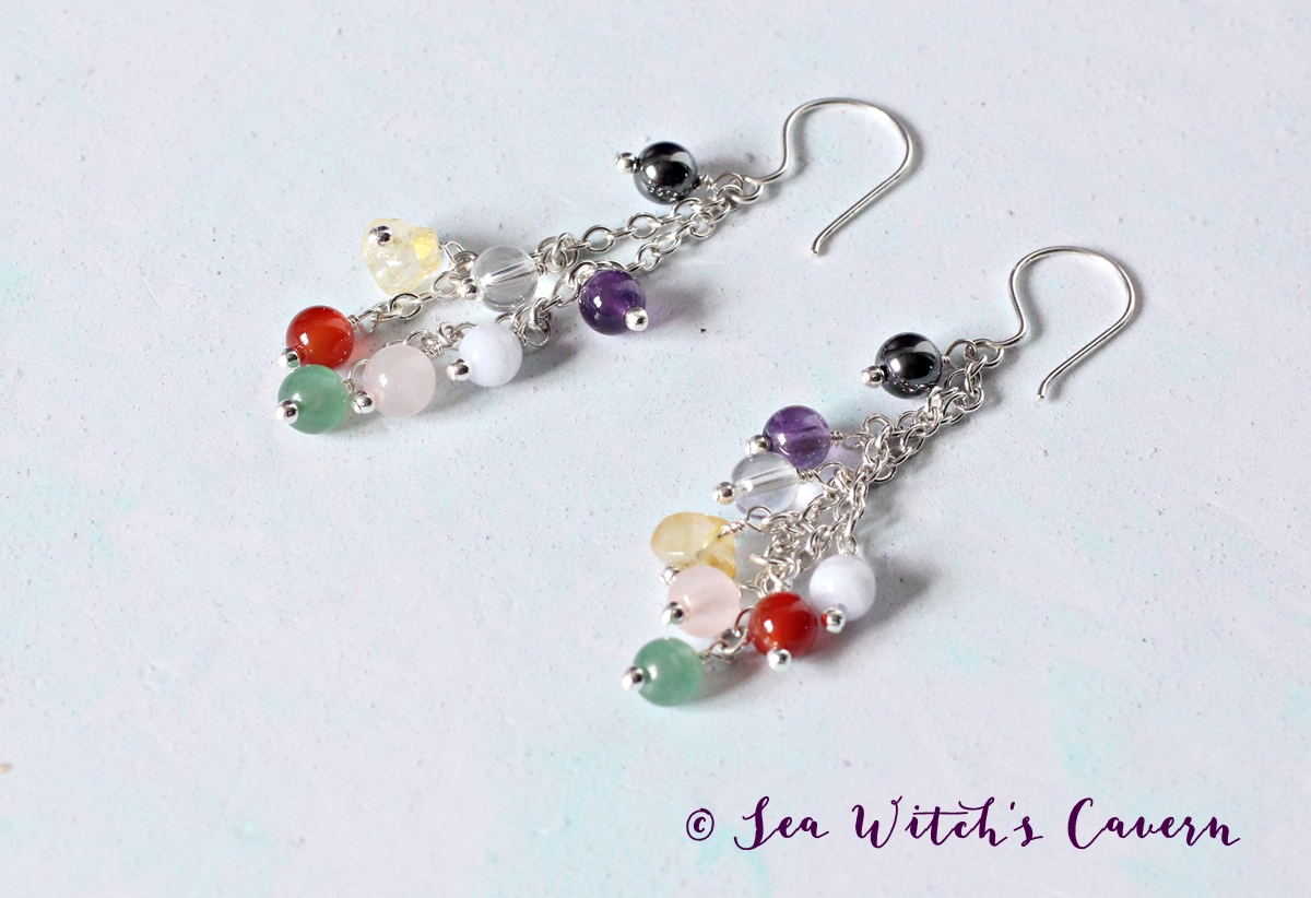 Stunning Bohemian dangle earrings handmade with a cluster of Chakra stones on a double sterling silver chain. etsy.me/2Oj3Wd5 #bohojewelry chainearrings chakrastones giftforwomen handmadejewellery uniquegifts
#onlinecraft