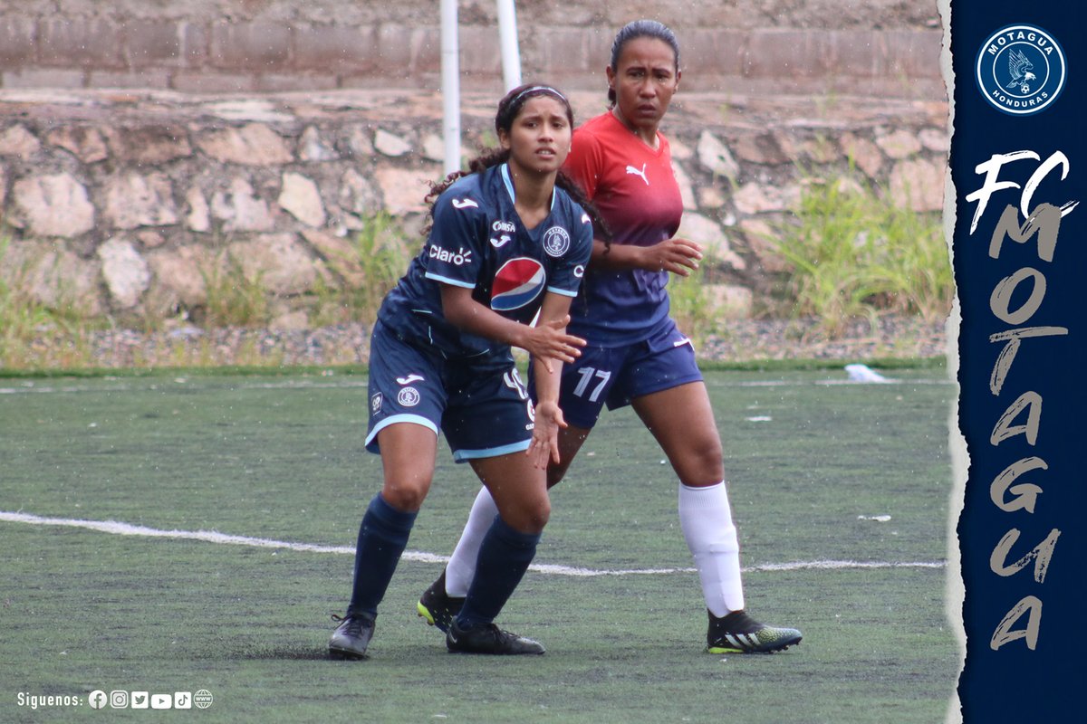 MOTAGUAcom's tweet photo. 📸 | Las #PostalesAzules que nos dejó la Gran Final entre Motagua Femenino 🆚 Arsenal Femenino
#CiclonAzul #MotaguaFemenino #Motagua https://t.co/2Hft0X4WxO