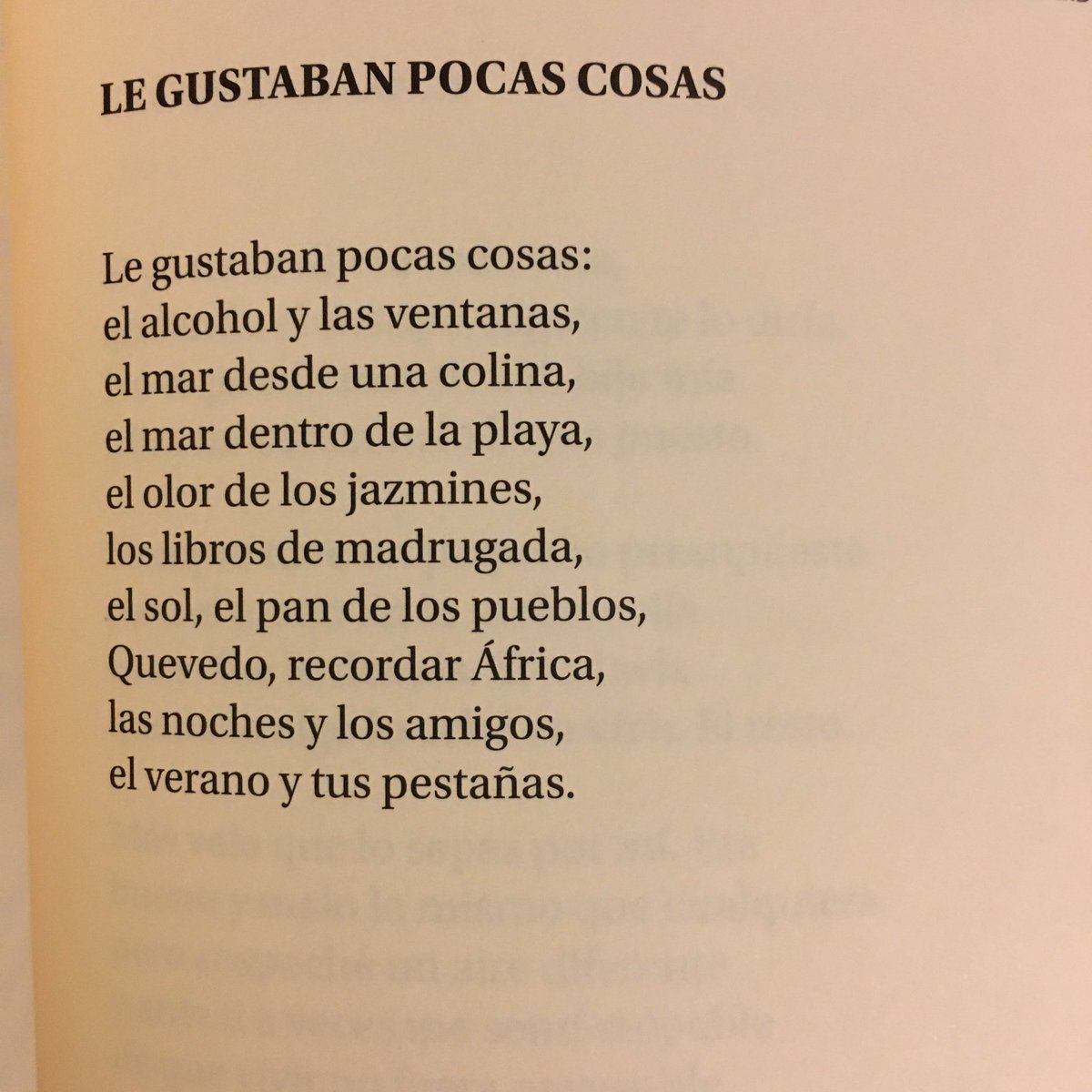poemasladc's tweet photo. Le gustaban pocas cosas, de Manuel Alcántara. 

Del libro “Llave de los recuerdos: (Antología poética)”: https://t.co/RLxk5qIwRK https://t.co/CIvSTcl4qF