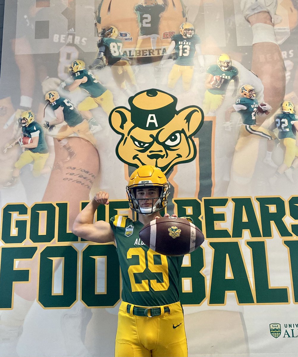 JesseGroot29's tweet photo. Very excited and honoured to receive a fantastic football scholarship offer from the UofA as well as being named the Linebacker MVP for the “Hard Knocks” Prospect Camp. Thank you to @UACoachMorris @ajgass77 @TBaskier 🐻

@coachmcnab20 @FootballAlberta https://t.co/SfOTQ9Qq04