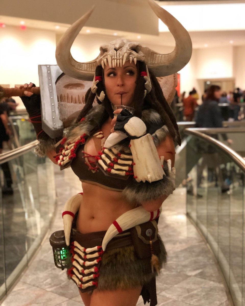 Hydraworx's tweet photo. Cosplayers, QRT with your cursed cosplay drinking pics. https://t.co/zTs6k2Yf6B