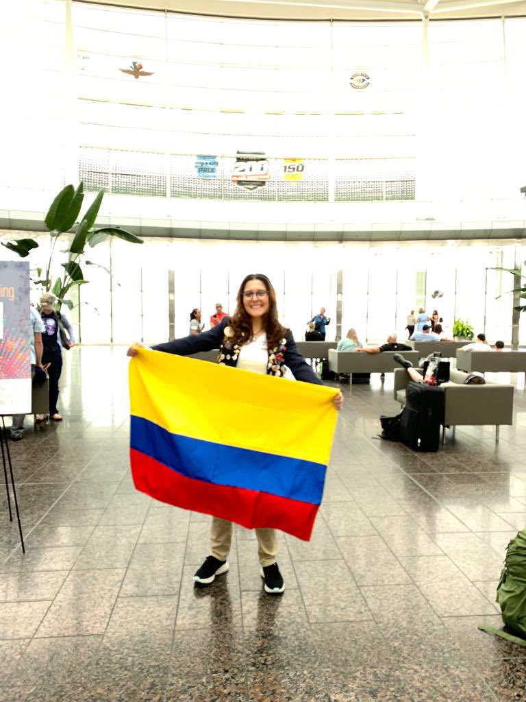 RotarioSevilla's tweet image. La joven sevillana Manuela Barona Mejia viajó a los 🇺🇸 para su experiencia de Intercambista rotaria en el Club Rotario de Monticello (Virginia). Muchos éxitos!!  #rotary #Distrito4281 #clubRotario