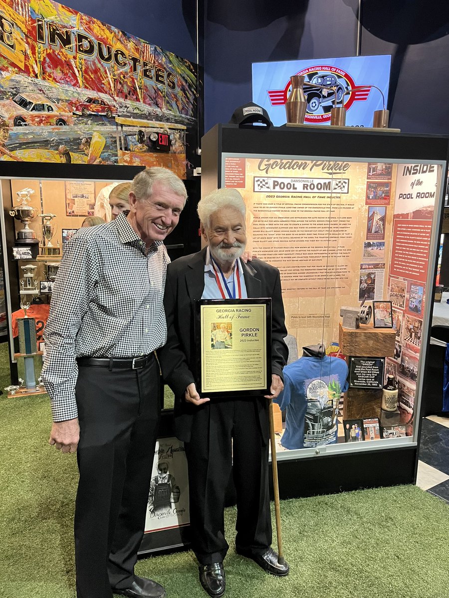 Dawsonville Pool Room tweet media