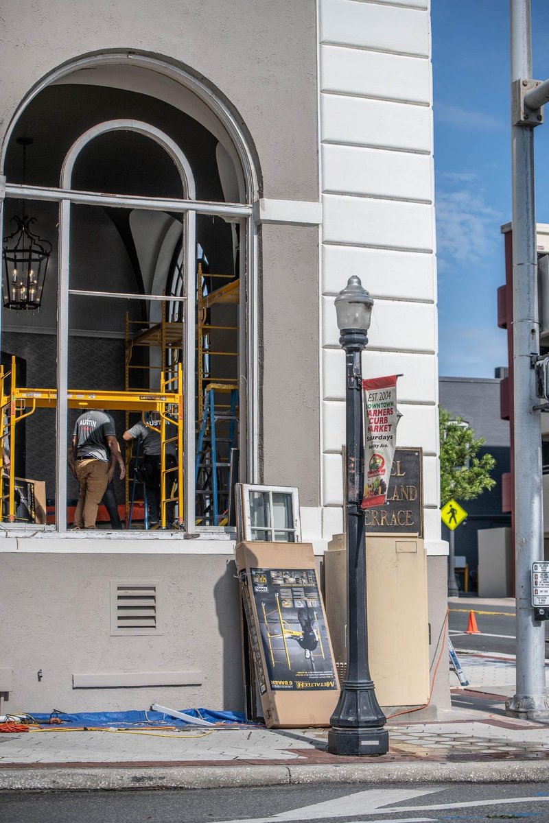 Davidtweeted's tweet image. The Terrace hotel in @DowntownLkld  gets new windows .  #lkld #lakeland