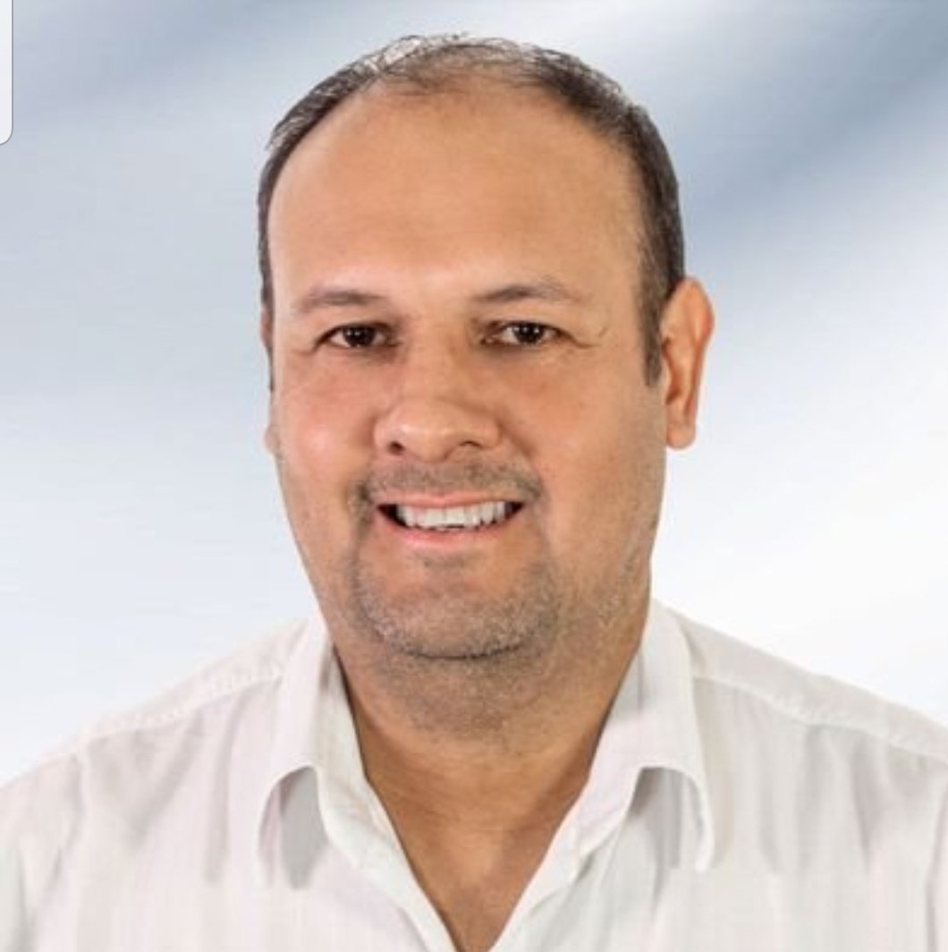 Sacaron a Efraín... pero por favor pidamos que éstos Liberales sean eternos.