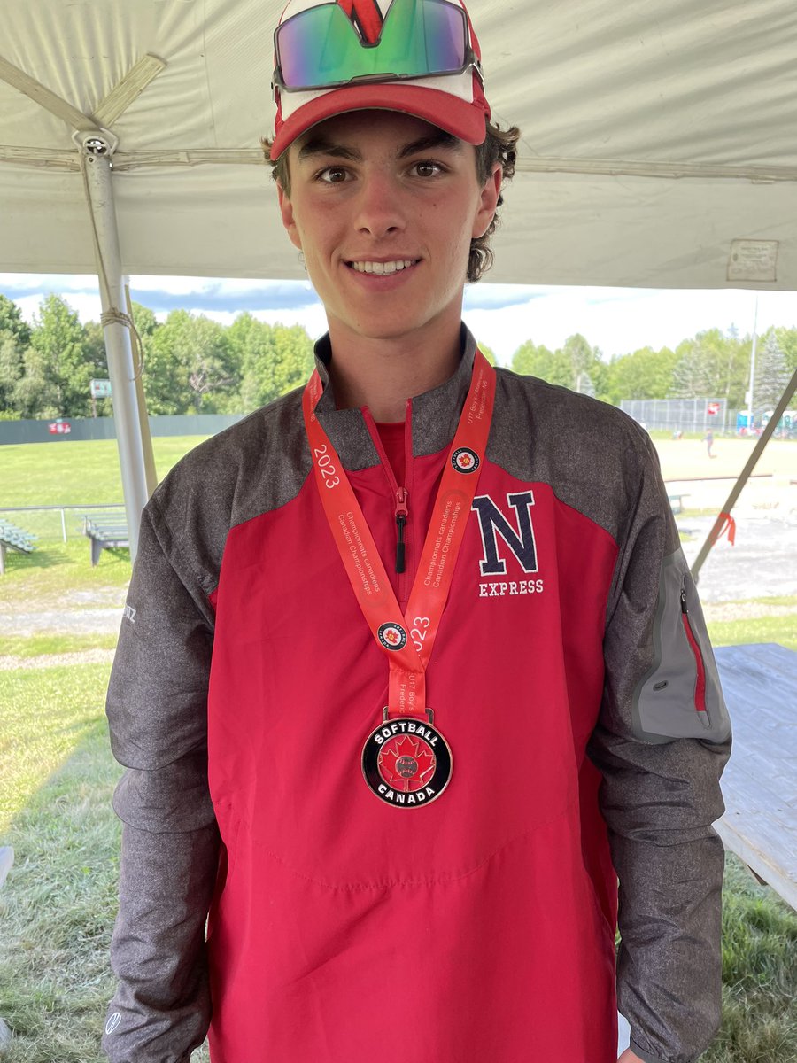 🔰Congratulations to Arnprior Packer Bryce Rebertz, he and his team claimed a bronze medal in the Canadian Softball Championships this week in Fredericton NB. Now it’s time to to put the skates back on!
•
#packerspride #arnpriorpackers #packersdevelop #EOJHL #dualsportathlete