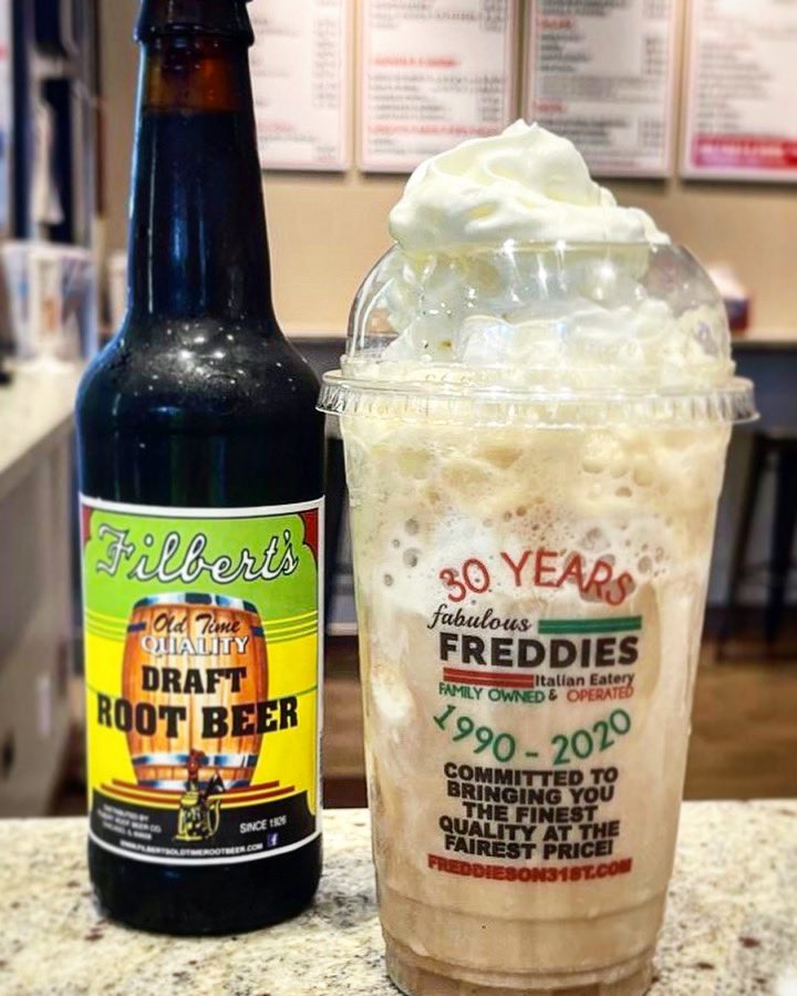 FreddiesOn31st's tweet photo. It’s #NationalRootBeerFloatDay which just so happens to be our #SOW 🍨🍻 Come Get It #PickUp #Delivery #DineIn #OrderOnline #ChicagoFood #ChicagoStyle #Filberts #Freddieson31st https://t.co/1JfardBsaW