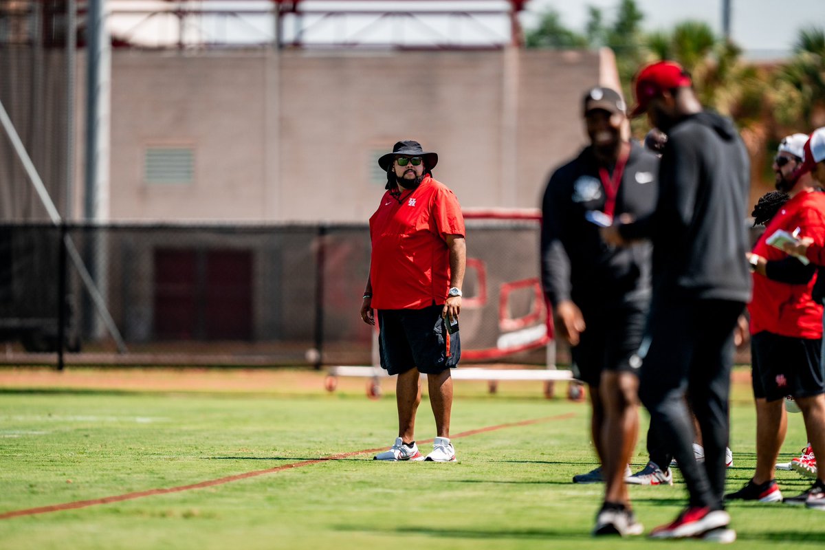 DREW_EQ's tweet photo. Fall Camp Year 14
Houston Year 1 

LETS GET IT!!!!

#GoCoogs https://t.co/7ykc63OQD5