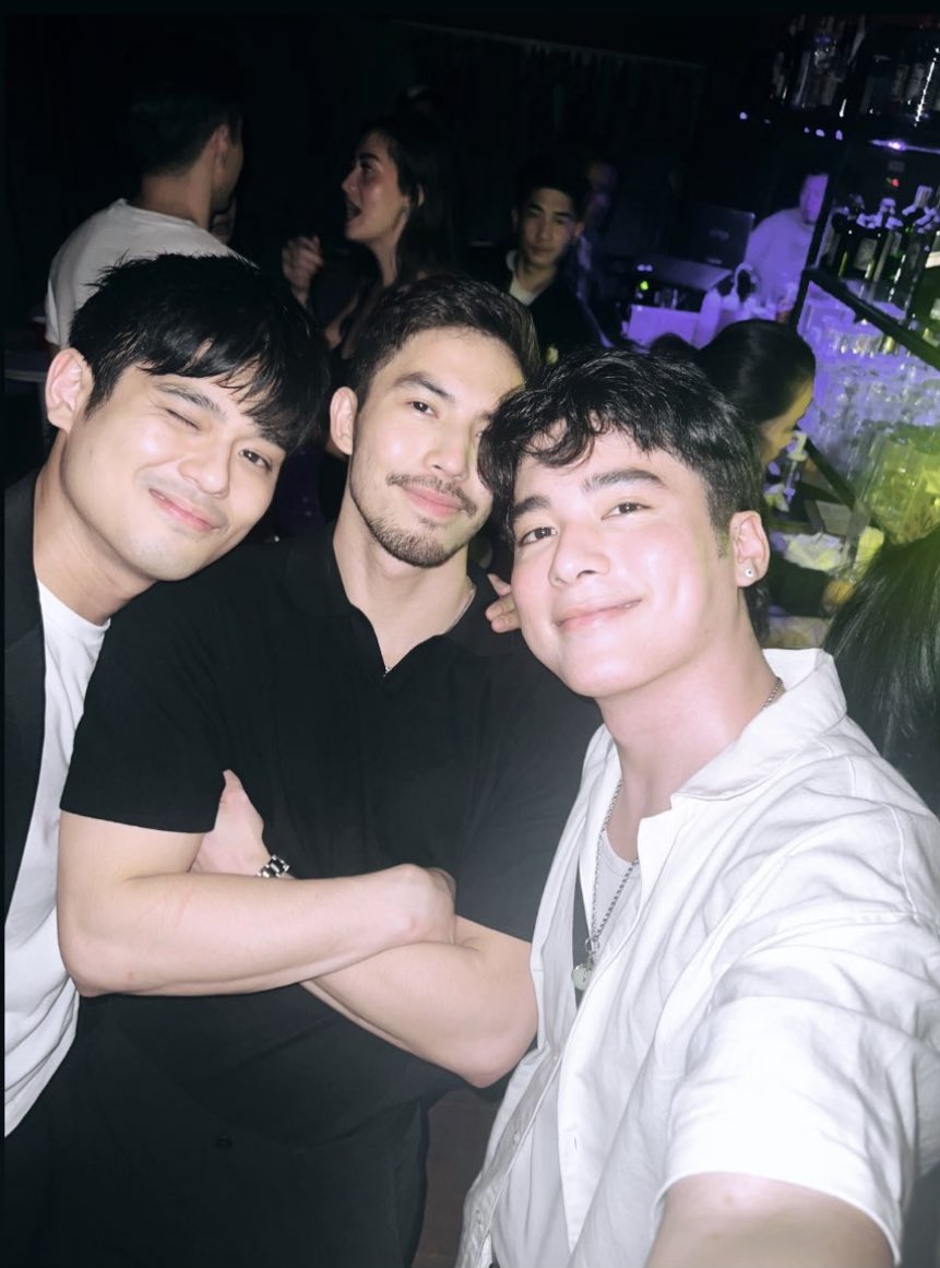 labruscaarchive's tweet image. Hello Stranger reunion at Tony’s bday party this weekend 🥺🙌🏽💖 #TonyLabrusca #HelloStrangerTheSeries #HelloStranger #xavmi