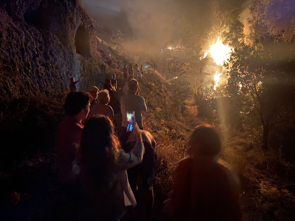 .... esta foto, es la falta de respeto mas grande que nos podeis hacer a los que nos dedicamos directa o indirectamente a estos oficios. Sinceramente, ya poco mas me puede sorprender. <a href="/Plan_INFOCA/">EMA INFOCA</a> esto no puede volver a pasar. ⚠️