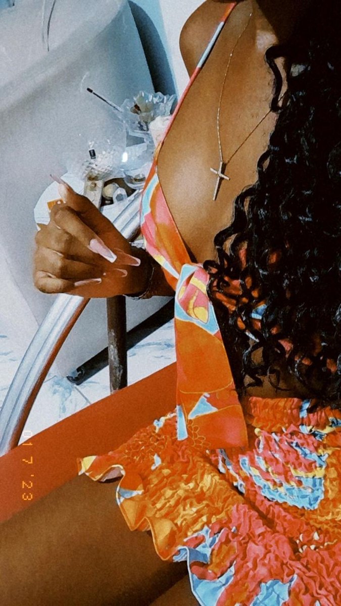 jullyaalice_'s tweet photo. 🧡 https://t.co/pg8X6xKeFV