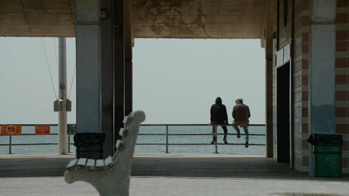 goodbyefriend's tweet photo. Mr. Robot https://t.co/kmeJ0b5zvT