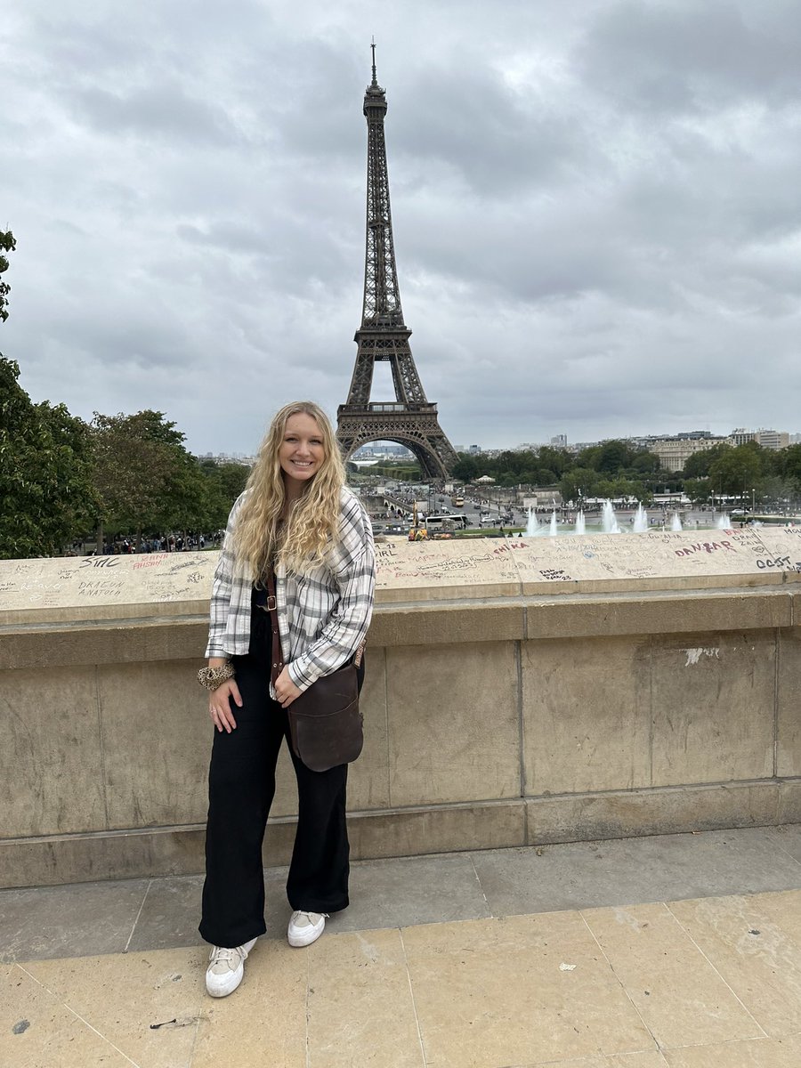 GopherSoftball's tweet photo. #Gophers around the 🌎!

Check out some of the spots @HambrickJacie has been to this summer!

#SkiUMah | #Gophers〽️ https://t.co/AWIxPsffiZ