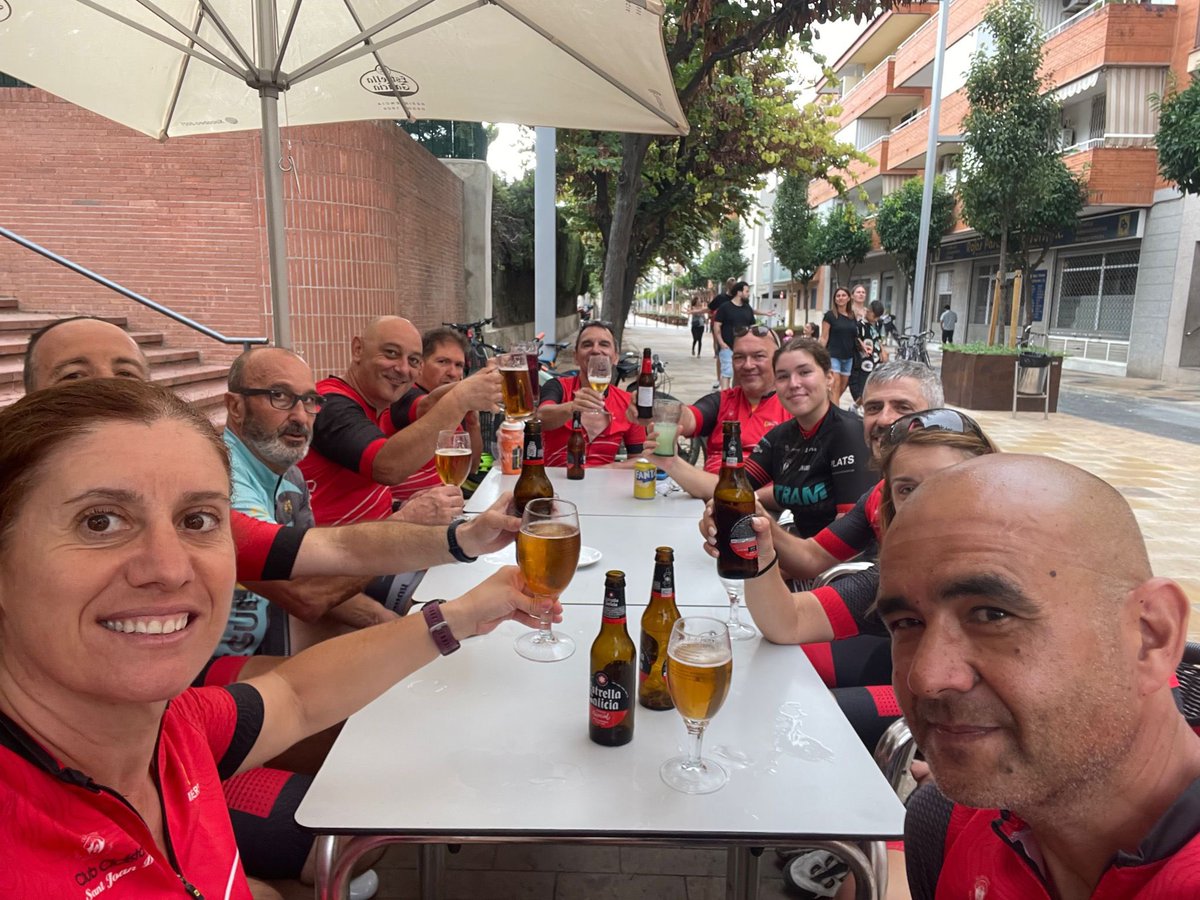 Grup C del CCSJD  Avui han fet un recorregut de 26km amb 648m da+ 

#ccsjd #campionatsocial #clubciclistasantjoandespí #btt #mtb