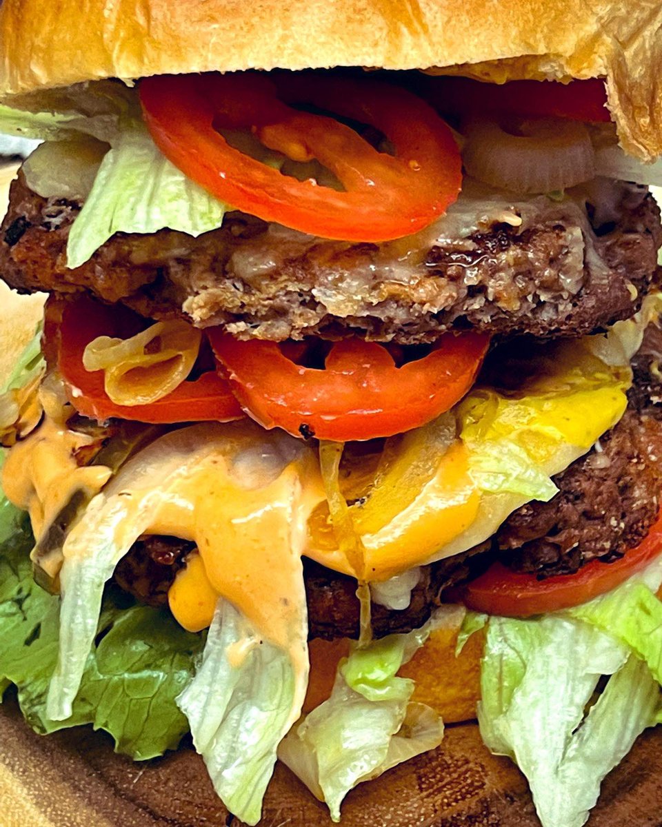 🍔Funky Almighty Double Cheeseburger

🍔 All (Plant-Based) Burger
