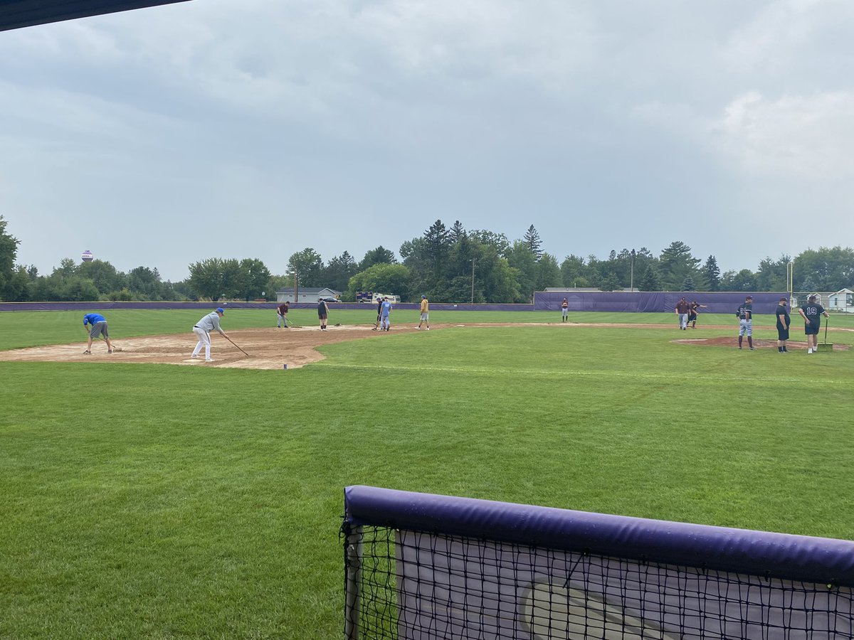 Gnats <a href="/snurdbirds/">Midway Snurdbirds</a> and <a href="/SebekaStingers/">Sebeka Stingers</a> working together to make this game happen!