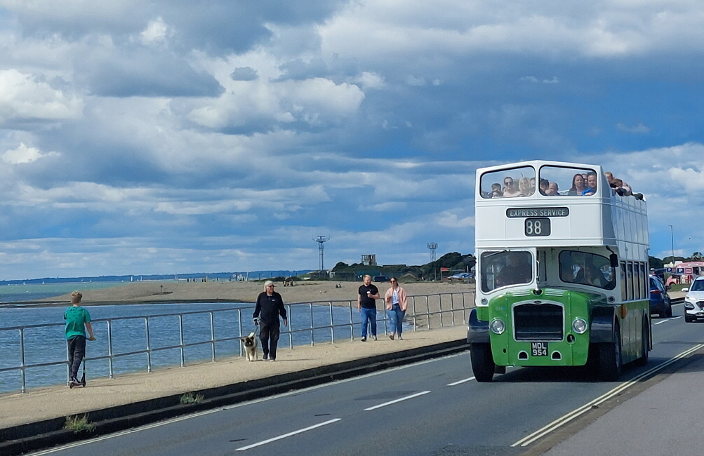 BobMockford's tweet photo. Stokes Bay Bus Rally, Sunday 6 August 2023. Photos, set 4 of 4. #stokesbay #busrally https://t.co/mdtjRK72m5