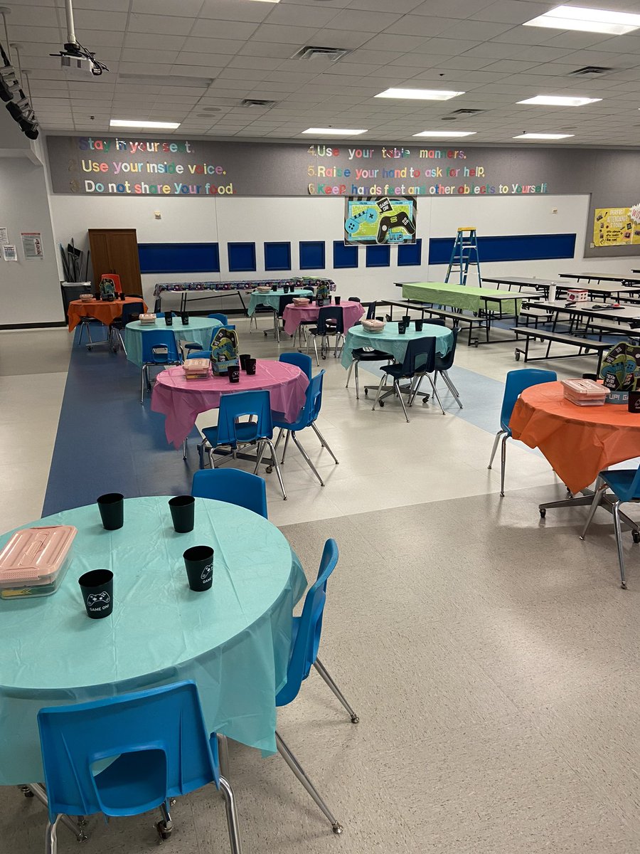 Elliott is ready to get our Game On and Level Up! Can’t wait to see our teachers and staff tomorrow! #gameon#levelup#weareelliott