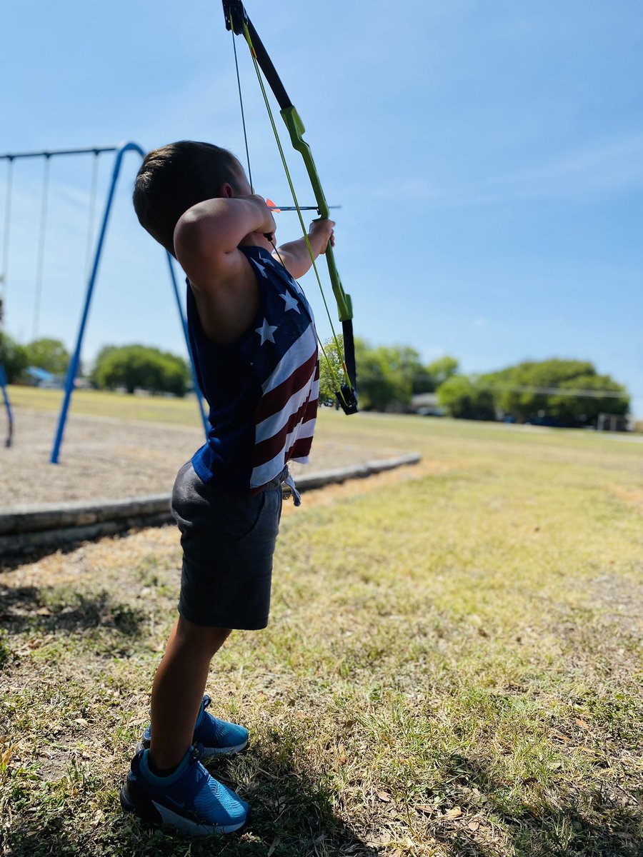 TheRealTyler_V's tweet photo. Our son is a stud! @jena_vernon9 
@BearArchery #apprentice https://t.co/hJU80gmNS6