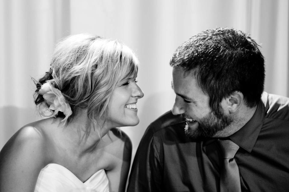 TheFlyFox_Kayla's tweet photo. 12 YEARS 🥂 

Fun fact: my first football season with Coach was as his WIFE. I had NO IDEA what I had gotten myself into 😅 but I’m so glad because I may have missed out on all the joy coach’s wife life brings. https://t.co/fSMGfkmCoO