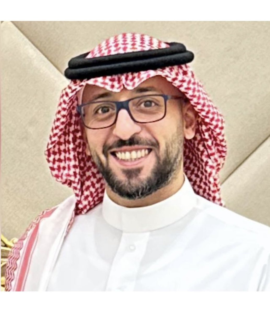 "اللهمَّ املأ بيتهم بركةً، وحياتهم سعادةً، وأيامهم فرحاً وسروراً". "اللهمَّ ربّ السماوات وربّ الأرض وربّ العرش العظيم ربّنا وربّ كلّ شيءٍ، فالق الحبّ والنوى، مُنزل التوراة والإنجيل والفرقان، اللهمَّ بارك لهم فيما ترزقهم، ووسّع له في رزقه، واجعل زواجه زواجاً مباركاً ميسوراً".