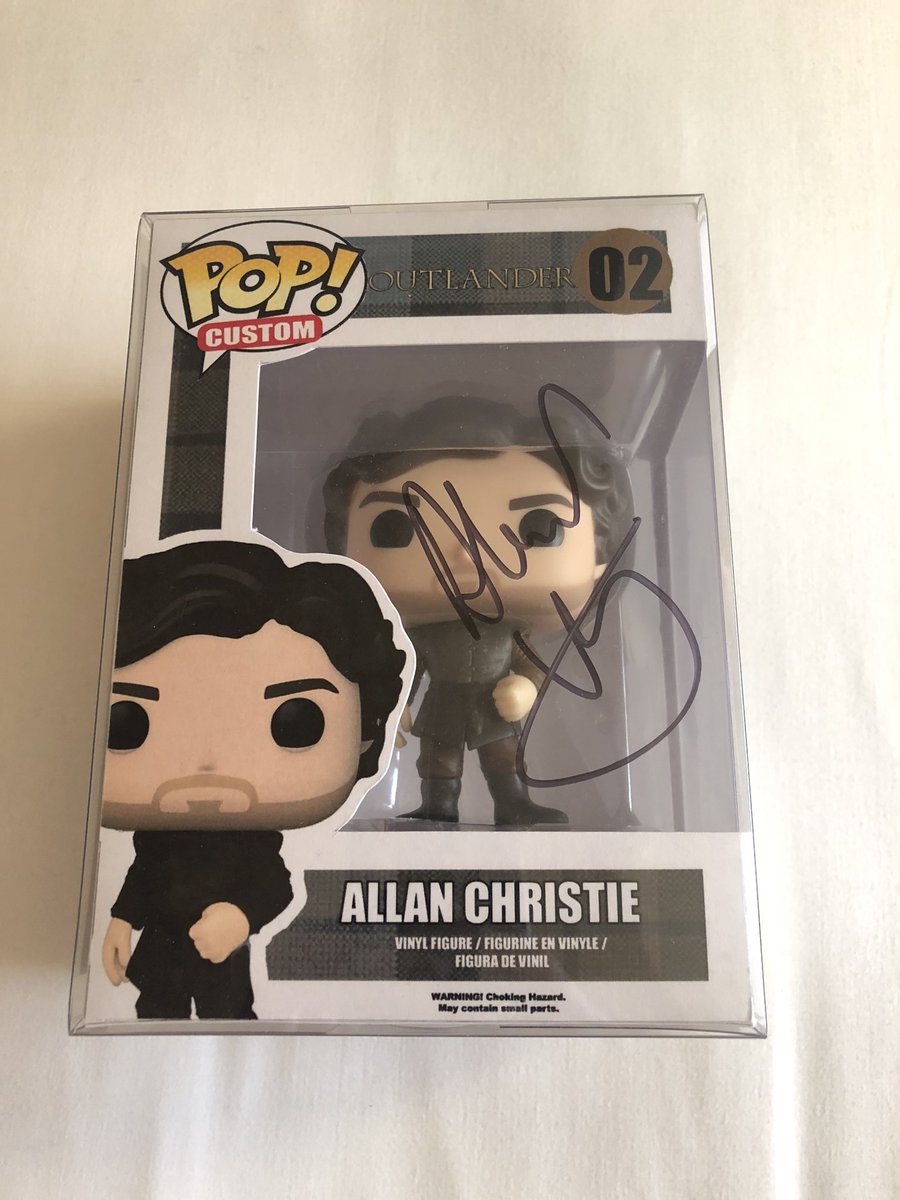 AngelaWatt94's tweet photo. Had an amazing time at Highlanders 6.
Thanks to @vlavla @_CaitlinORyan @MrStevenCree and John Bell for signing my custom pops.
Delighted that you liked them ๐
#Highlanders6 #Starfury #Highlanders https://t.co/b7jqQfcySb