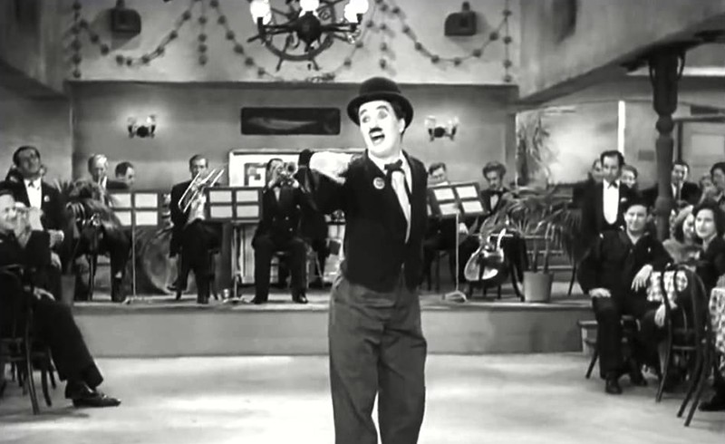 این یه سکانس رو بخونم و بعدش دیگه فقط لال، لال، لال.