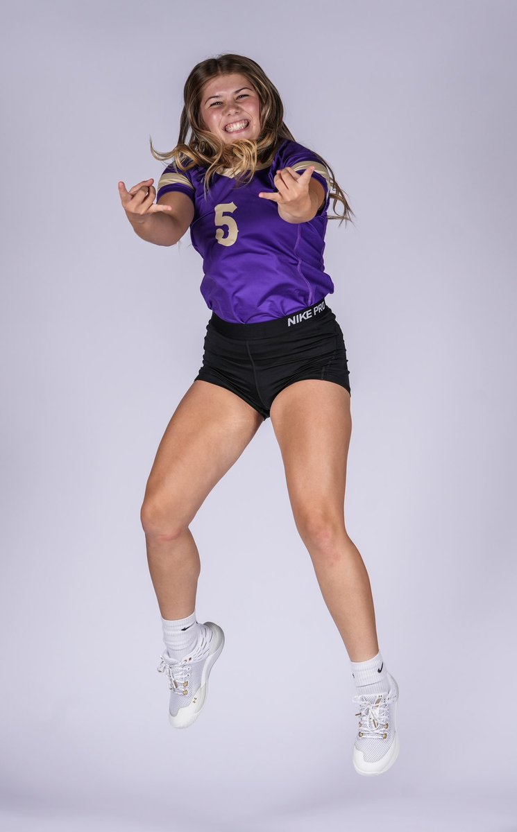 Had a blast doing media day for the Football and Volleyball teams. Here are some of my favorites. 📸 

#TR1BE