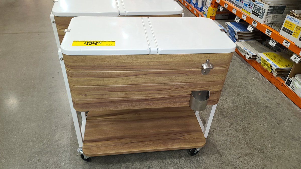 triskalguilo's tweet photo. . @lazygamereviews I found your cooler: https://t.co/ajSWnjhxAs