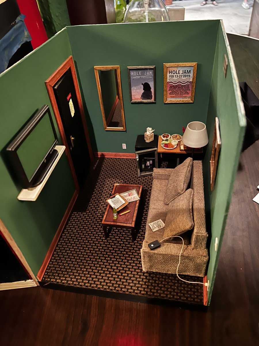 pattonoswalt's tweet image. I caught this show last night and if you get a chance to catch it in Edinburgh or ANY place else do not miss it! #GoingUp