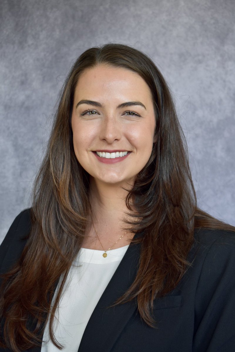 danigjohnston's tweet photo. Getting my ERAS headshot this weekend has me excited for #Match2024. I can’t wait to apply for dermatology this upcoming cycle! 🧴🌞 #MedTwitter https://t.co/6flYUsYL7g