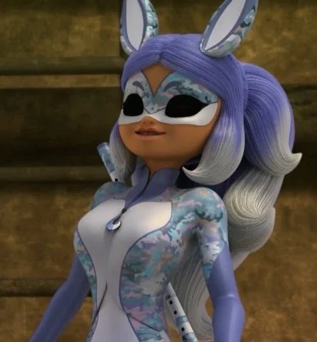 illusionkept's tweet image. a certain foxy heroine may or may not be secretly patrolling right now.