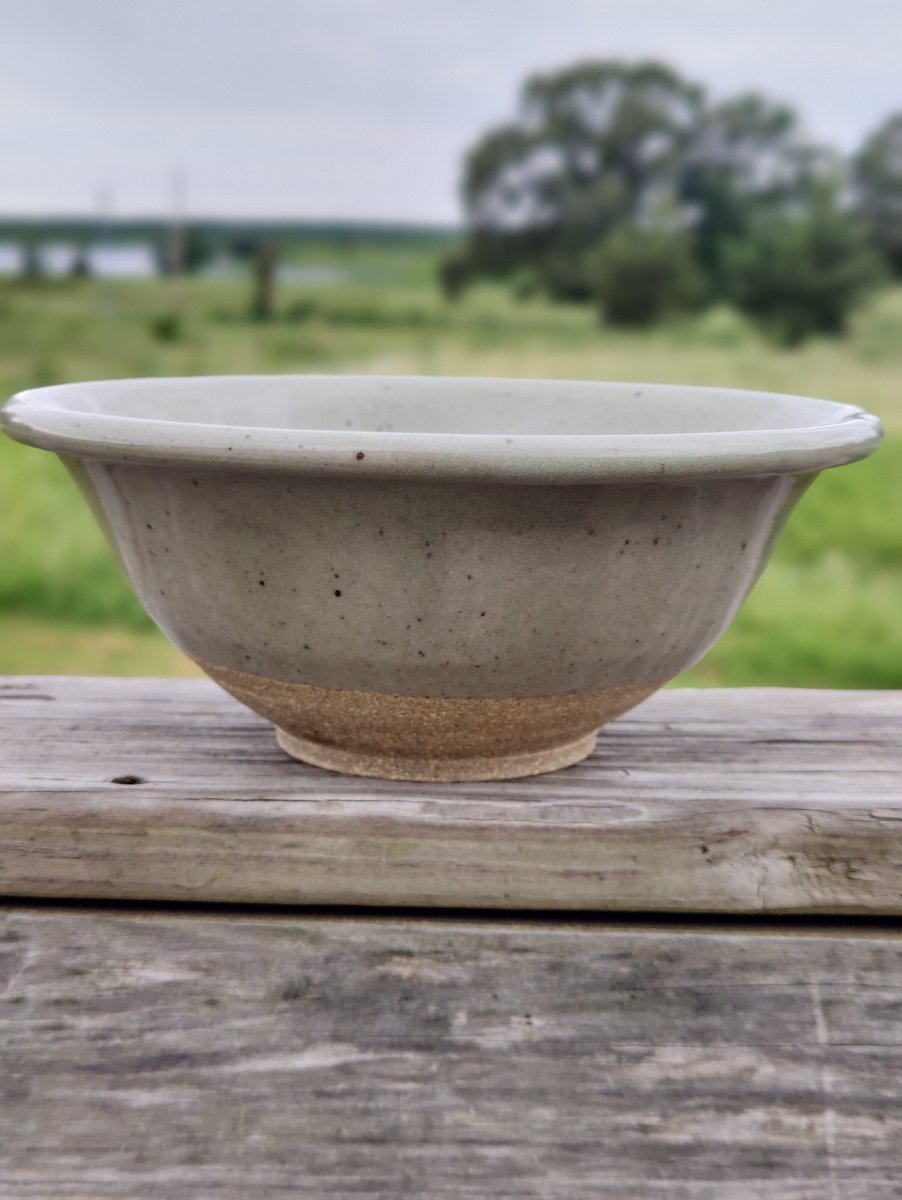 Cone 10 Reduction.   The clay is Trinity Ceramic's White Stoneware and the glaze is 100% Ravenscrag slip.   This was my first cone 10 glaze firing and only my third gas.   
#wheelthrown #wheelthrownpottery #ceramics #handmade