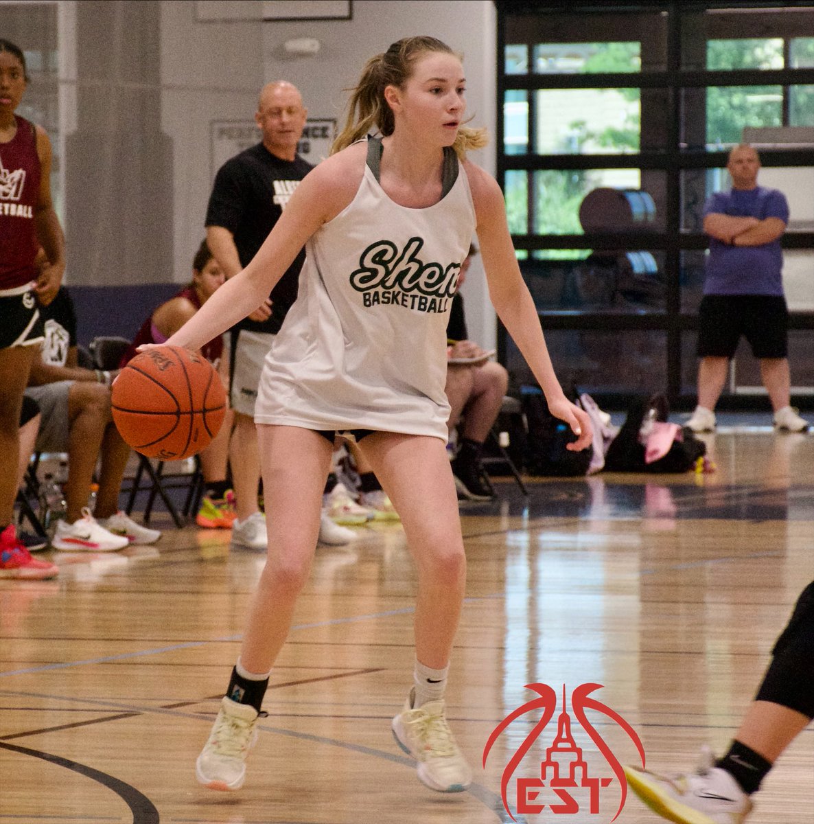 Championship Sunday in the books 📚

You know it’s the right spot to be when Sunday PM is ALL one-possession games. <a href="/AMHSFalcons/">Falcons Athletics</a> (<a href="/patbuckley10/">Pat Buckley</a>) reigned supreme in <a href="/BattleofNY1/">Battle of NY</a> 2023, closing the weekend with a 3 point W over <a href="/ShenGirlsHoops/">ShenGirlsHoops</a>. Two of NY’s most respected programs 🤝