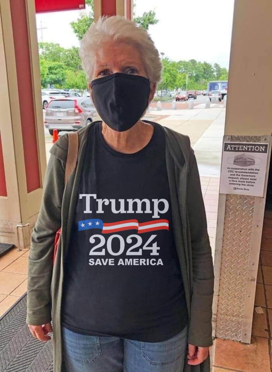 dylich166741's tweet photo. 🇺🇸🫡❤️A Man Who Loves His Country So Much He Gave Up Everything To Save It 
shirt link 👕💯👇
https://t.co/0n5qtX9pfH  
..............
#TRUMP2024ToSaveAmerica
#TrumpArraignment
#TrumpArrest https://t.co/PmCfHH5XYQ