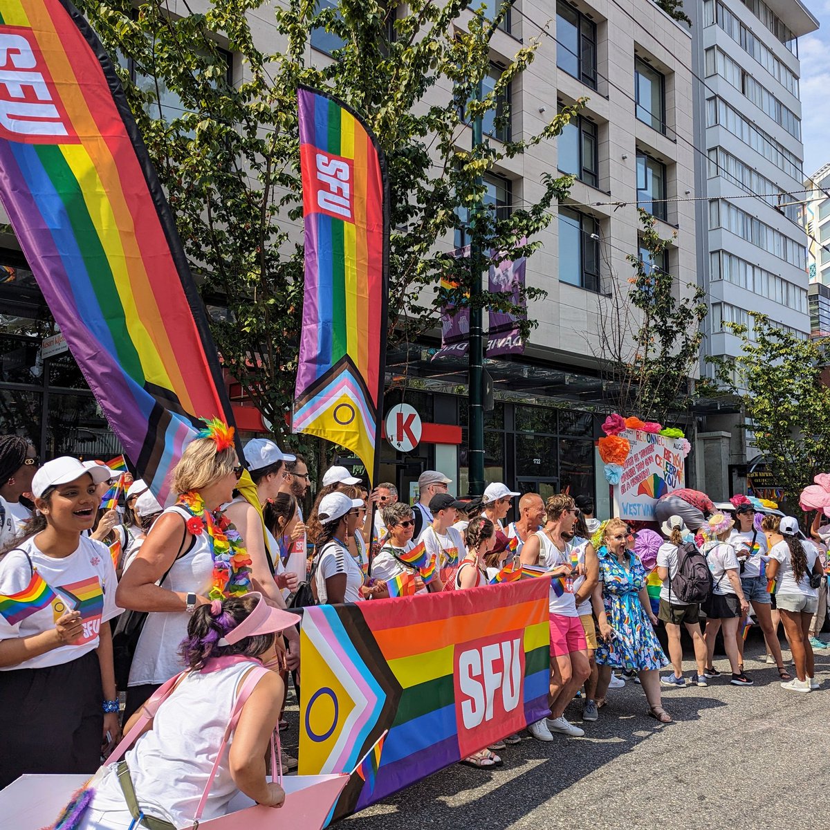 SFU Alumni (@sfualumni) on Twitter photo What a great day! <a href="/SFU/">Simon Fraser University</a> students, faculty, staff and alumni at the Vancouver Pride Parade today 🏳️🌈✨ What a great day! <a href="/SFU/">Simon Fraser University</a> students, faculty, staff and alumni at the Vancouver Pride Parade today 🏳️🌈✨