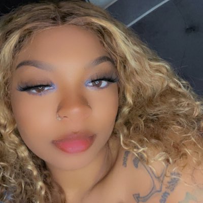 #NewProfilePic https://t.co/dALNJ9fapb<a href="/tag/newprofilepic"class="tags">#NewProfilePic</a>