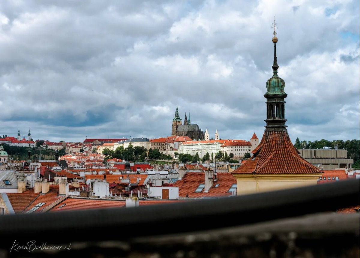 KevinBoelhouwer's tweet photo. Prague, Praha, Praag #ceskarepublika #ceska https://t.co/jzj6kGVlup