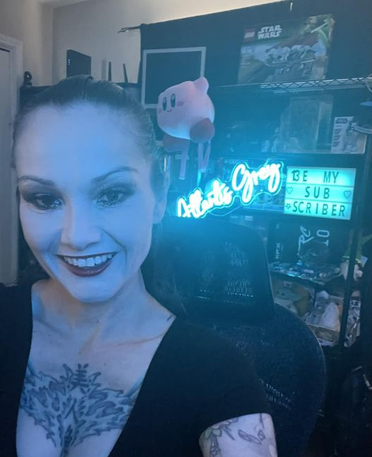 Atlantis_Grey's tweet photo. Dr. Atlantis' 'Creepy Game Time' :D; playing the 'Painter's Story: Chapter 2-Base' Layers of Fear (2023)
https://t.co/VH7oOYLsV8 https://t.co/IqClHcHCAq