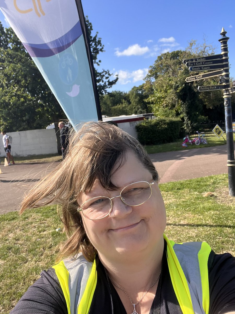 40Tinks's tweet image. Today’s volunteering consisted of scanning the barcodes of 39 young parkrunners complete with minion bucket. @medwayjrparkrun @parkrunUK #sunday #community #goodturn