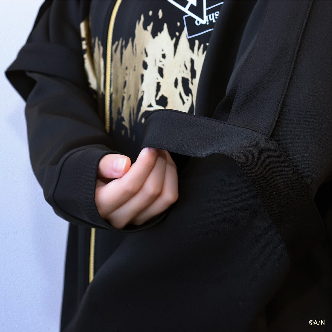 NIJISANJI_World's tweet photo. 【🎊Luca Kaneshiro Celebration🎊 merch intro-1】

Cozy meets chic with @luca_kaneshiro's latest outfit hoodie!💖
This "Hoodie" is perfect for those lazy days at home or when you're on the go!😌 
🔥Don't wait, get your hands on this hoodie now!

🔻Store:
https://t.co/hy7Ewfpkyy

#NIJISANJI_EN