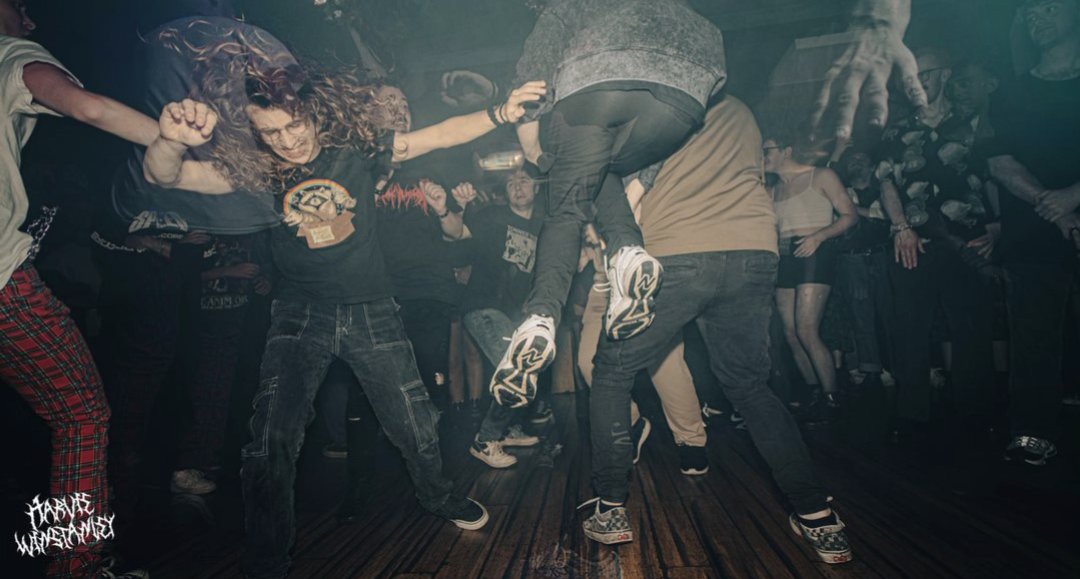 CP_Drums's tweet image. Manchester brought it HARD last night 🤍