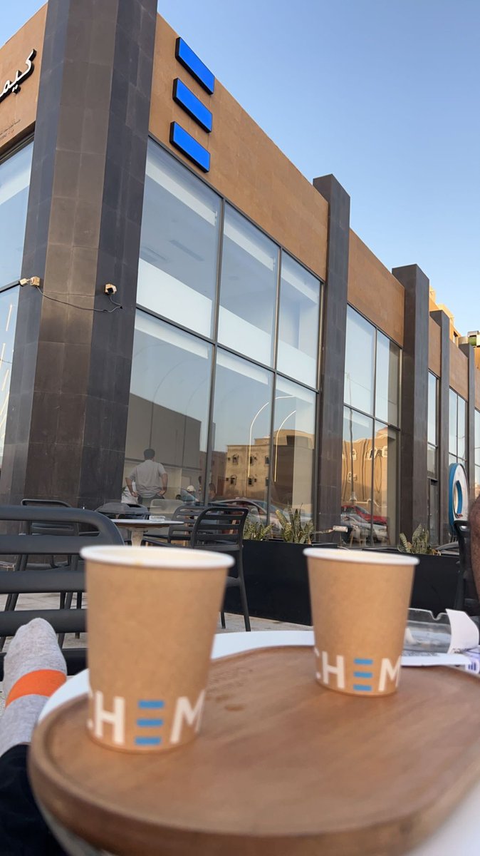 qn260's tweet photo. اذا ما كانت اجمل جلسة في كوفي ….. https://t.co/mEexqioAou