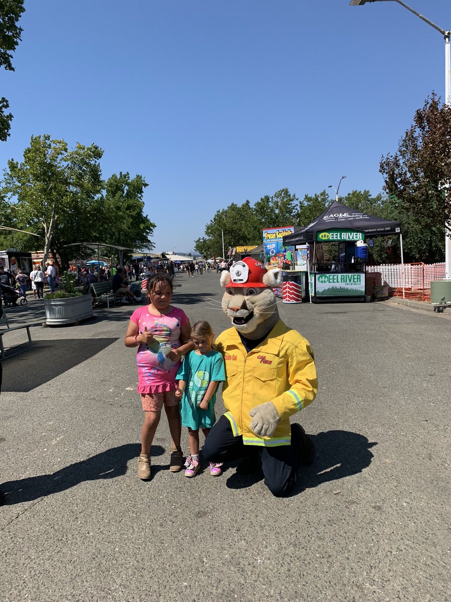 CALFIRE_MEU's tweet photo. #CALFIREMEU Join Captain Cal and his firefighter friends at the Redwood Empire Fair in Ukiah! #preparedness #CaptainCal https://t.co/duiWWKlAIt