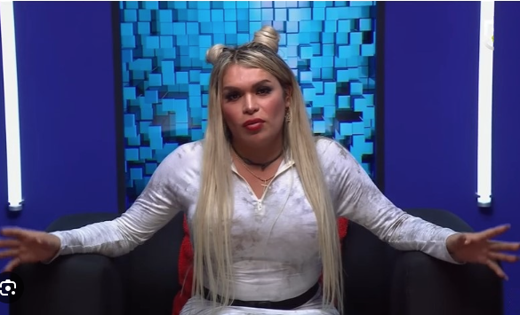 solosontweets2's tweet photo. Verdades que incomodan:
-El éxito del programa es gracias a Wendy
- Los demás van a tener trabajo gracias a Wendy
-Televisa regresó gracias a Wendy
- El contenido bueno lo dio Wendy
#LaCasaDeLosFamososMx
#TeamWendyGuevara #LaCasaDeLosFamosoMexico https://t.co/wzwHnCKI41